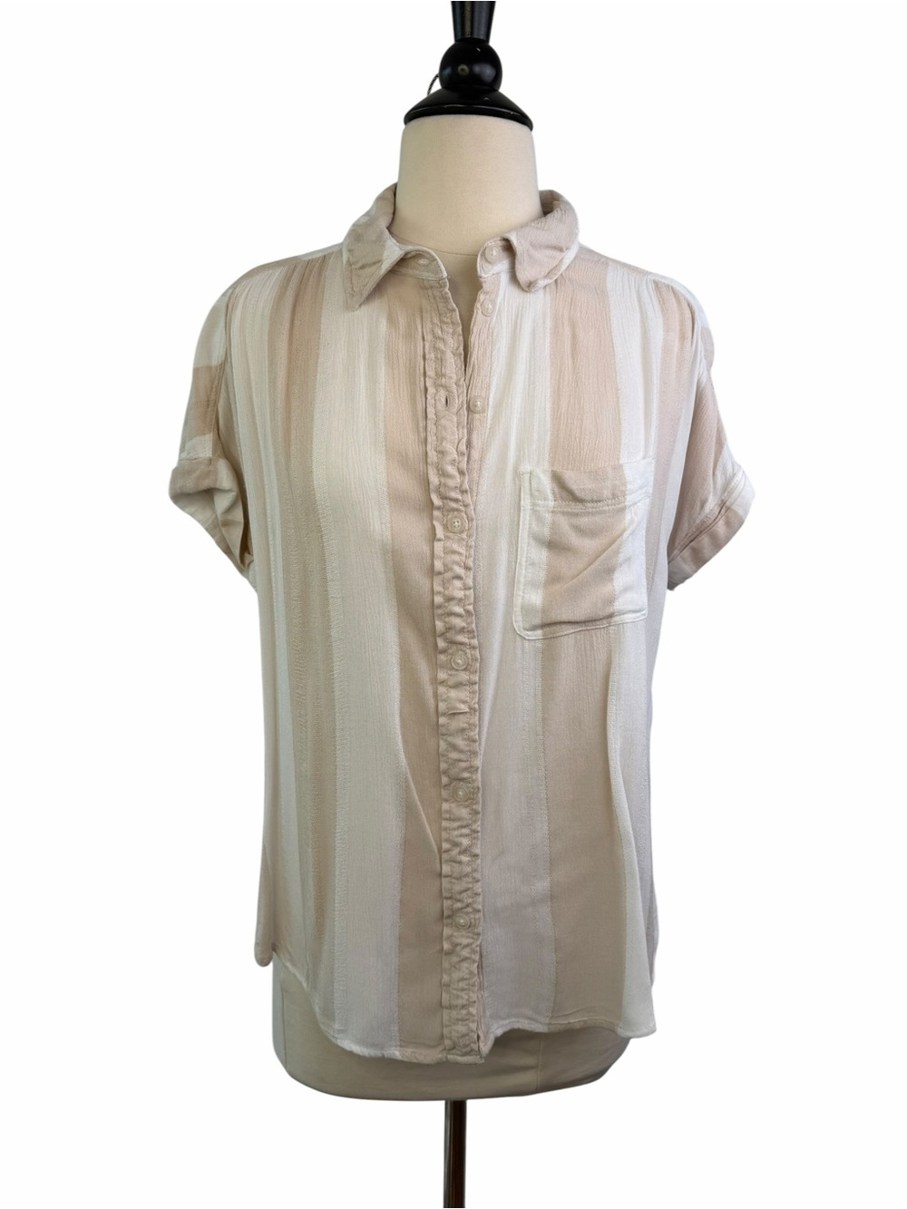 American Eagle Top Beige Stripe Button-Front short sleeve blouse Small - Picture 8 of 12